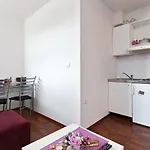 Sofia Split
